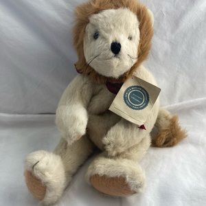 Vintage Boyd’s bears Sampson